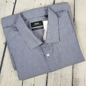 MEXX | Metropolitan regular fit pinstripe button up long sleeve shirt